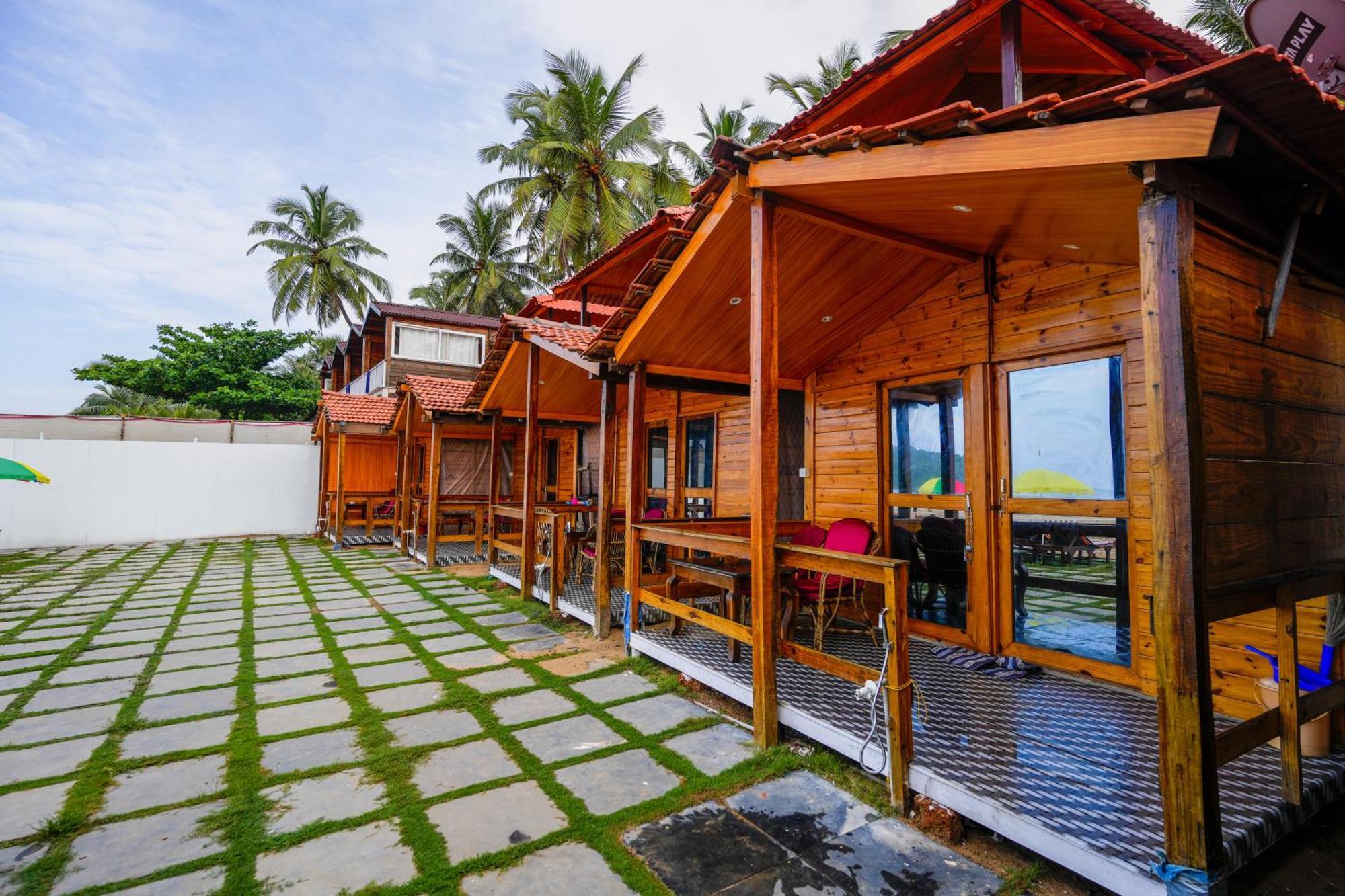 Om Sai Beach Resort Agonda Bagian luar foto