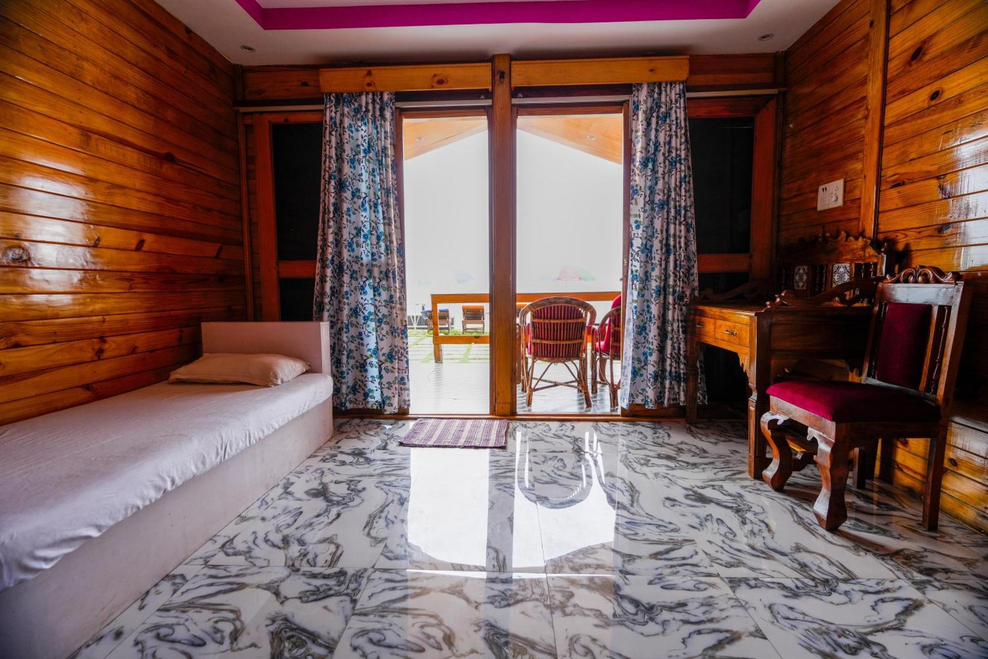 Om Sai Beach Resort Agonda Bagian luar foto